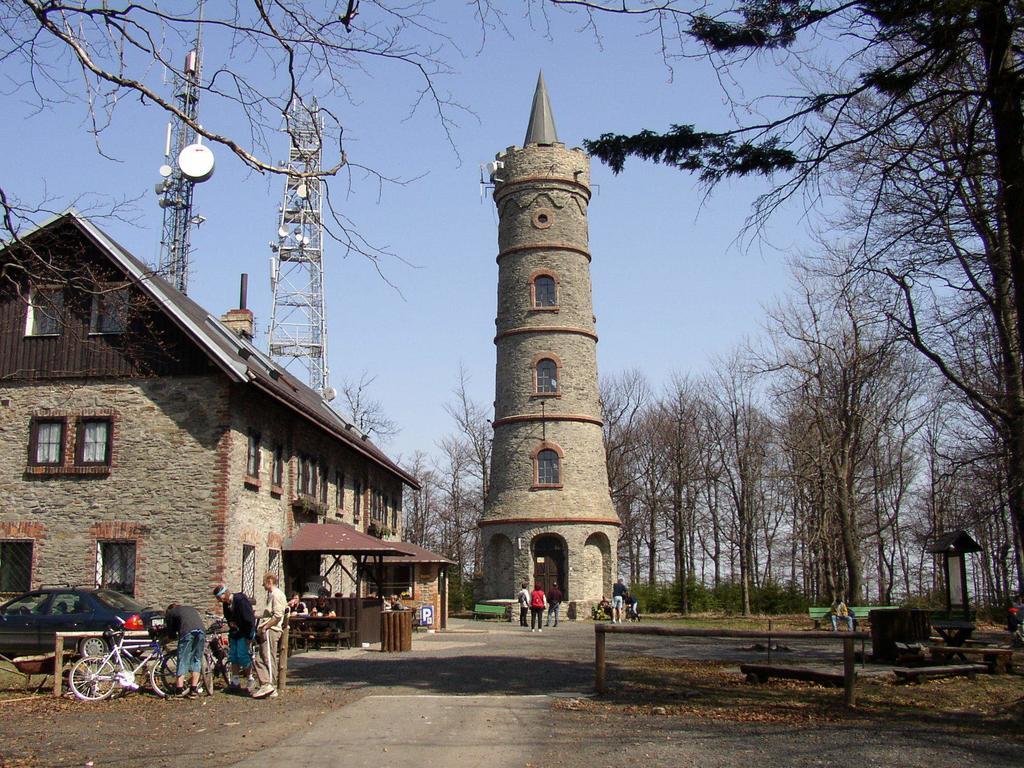 فيلا Chata Pod Tolstejnem Jiřetín pod Jedlovou المظهر الخارجي الصورة